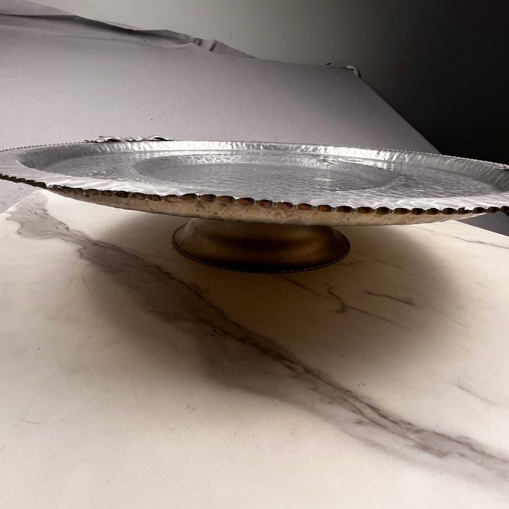 Vintage Hammered Aluminum Footed Serving Tray Silver Tulip Floral Scalloped 14.5 - Picture 10 of 16